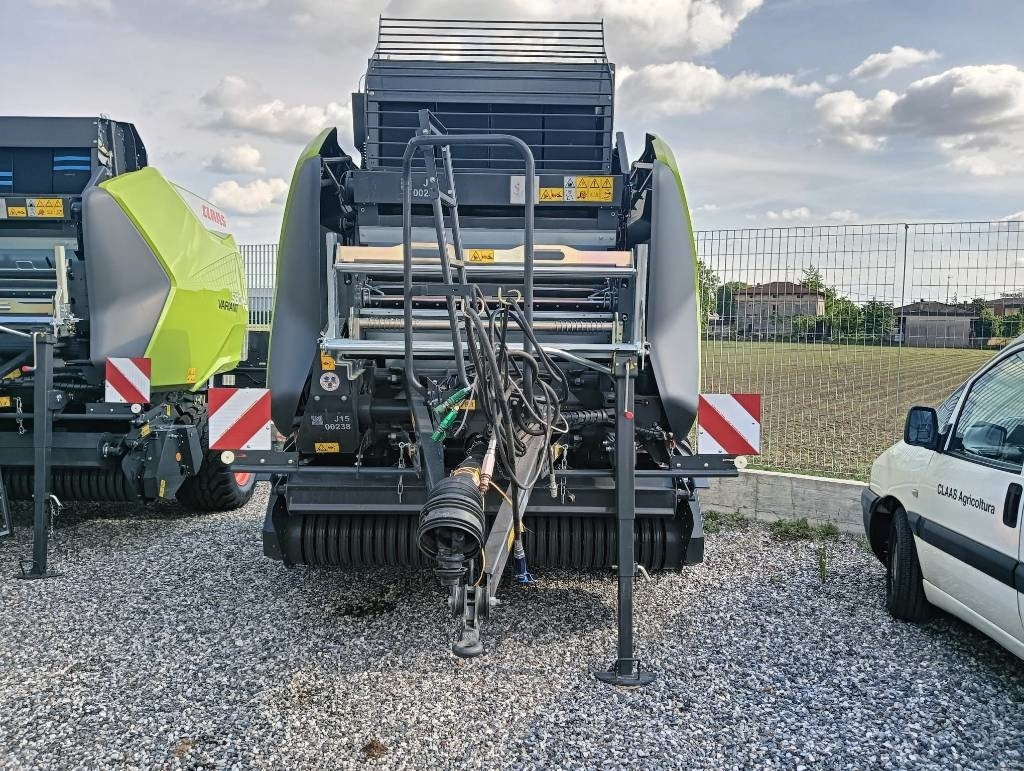 Claas VARIANT 580 RC  - مكبس القش الدائري: صور 2 Claas VARIANT 580 RC  - مكبس القش الدائري: صور 2