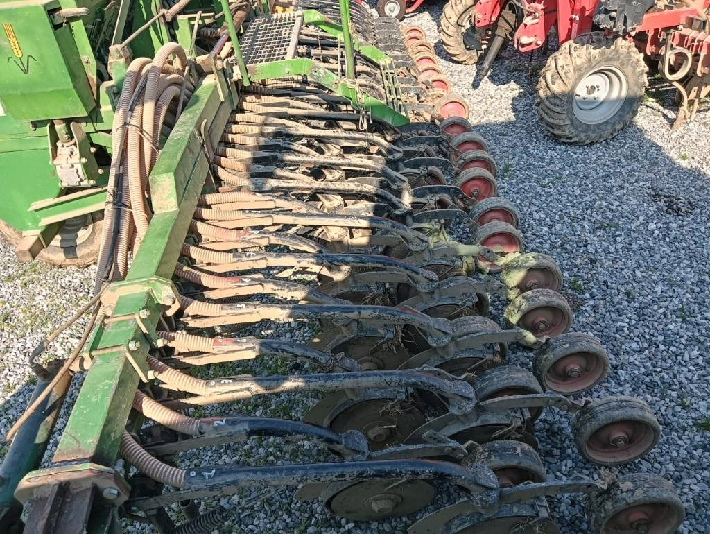 Damax 5 MT - وضع البذور فى خطوط: صور 5 Damax 5 MT - وضع البذور فى خطوط: صور 5