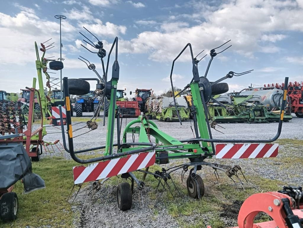 Deutz-fahr 5521  - معدة تغليف البالات: صور 2 Deutz-fahr 5521  - معدة تغليف البالات: صور 2