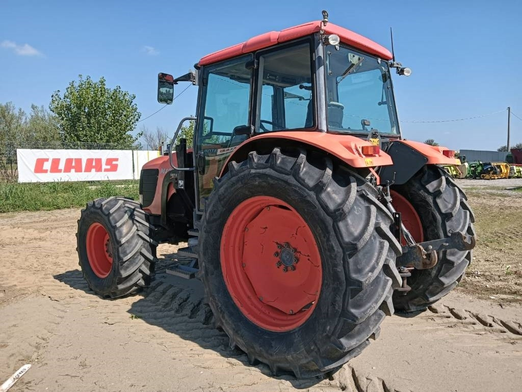Kubota M 128 X - جرار: صور 5 Kubota M 128 X - جرار: صور 5