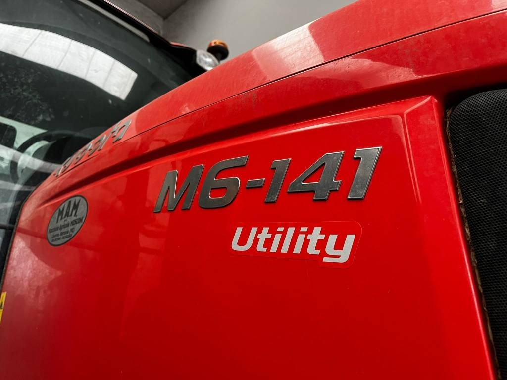 Kubota M 6-141 - جرار: صور 4 Kubota M 6-141 - جرار: صور 4