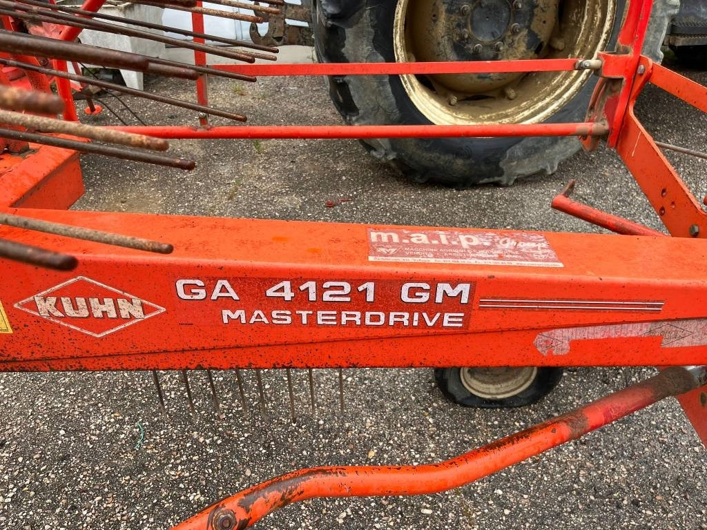 Kuhn GA 4121 G M - لمّامَة القش: صور 5 Kuhn GA 4121 G M - لمّامَة القش: صور 5