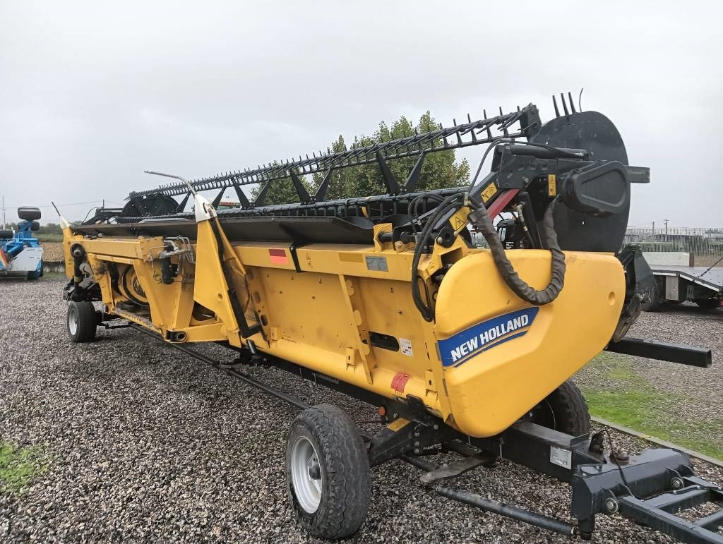 New Holland SOIA A TAPPETI FLEX 9 MT - معدات آلة حصاد: صور 4 New Holland SOIA A TAPPETI FLEX 9 MT - معدات آلة حصاد: صور 4