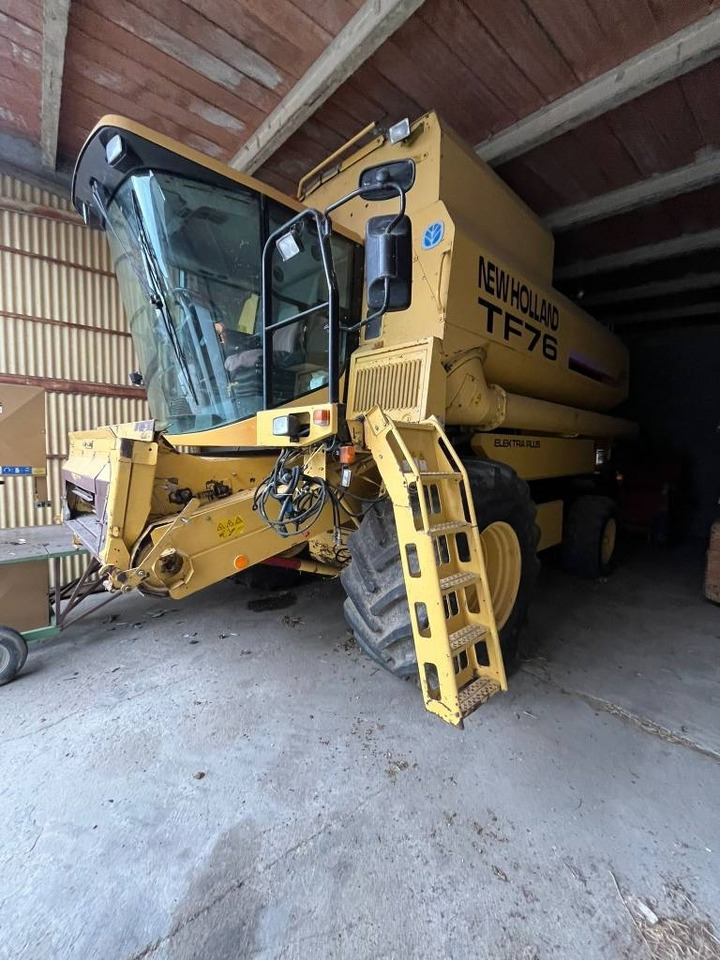 New Holland TF 76 - حصادة شاملة: صور 1 New Holland TF 76 - حصادة شاملة: صور 1