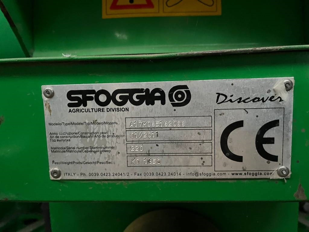 Sfoggia ELETTRA 6 F - وضع البذور فى خطوط: صور 3 Sfoggia ELETTRA 6 F - وضع البذور فى خطوط: صور 3