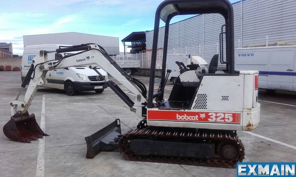Bobcat X 325 - حفارة مصغرة: صور 1 Bobcat X 325 - حفارة مصغرة: صور 1