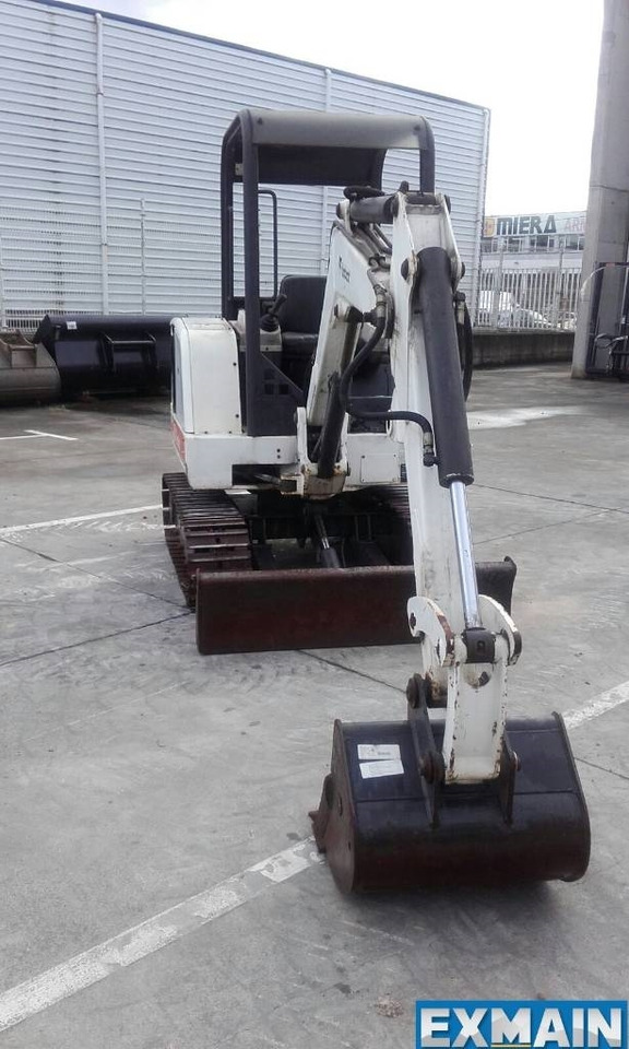 Bobcat X 325 - حفارة مصغرة: صور 3 Bobcat X 325 - حفارة مصغرة: صور 3