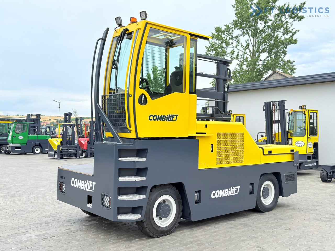 COMBILIFT C6000FSL / DIESEL / DUPLEX - 4100MM / 1400MM FORKS / SIDE LOADER / 6000KG CAPACITY / FREE LIFT / DEUTZ ENGINE / EXCELLENT CONDITION - محمل الجانب: صور 4 COMBILIFT C6000FSL / DIESEL / DUPLEX - 4100MM / 1400MM FORKS / SIDE LOADER / 6000KG CAPACITY / FREE LIFT / DEUTZ ENGINE / EXCELLENT CONDITION - محمل الجانب: صور 4