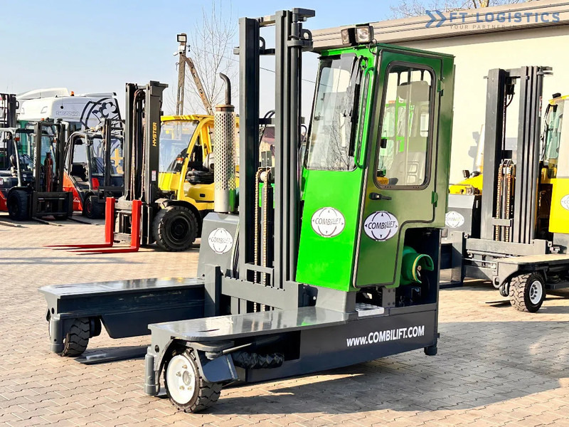 Combilift C3000 / DUPLEX / 4100MM / LPG / FREE LIFT / Like New C3000 / DUPLEX / 4100MM / LPG / FREE LIFT / Like New - شاحنة المناولة رباعية الاتجاهات: صور 1 Combilift C3000 / DUPLEX / 4100MM / LPG / FREE LIFT / Like New C3000 / DUPLEX / 4100MM / LPG / FREE LIFT / Like New - شاحنة المناولة رباعية الاتجاهات: صور 1