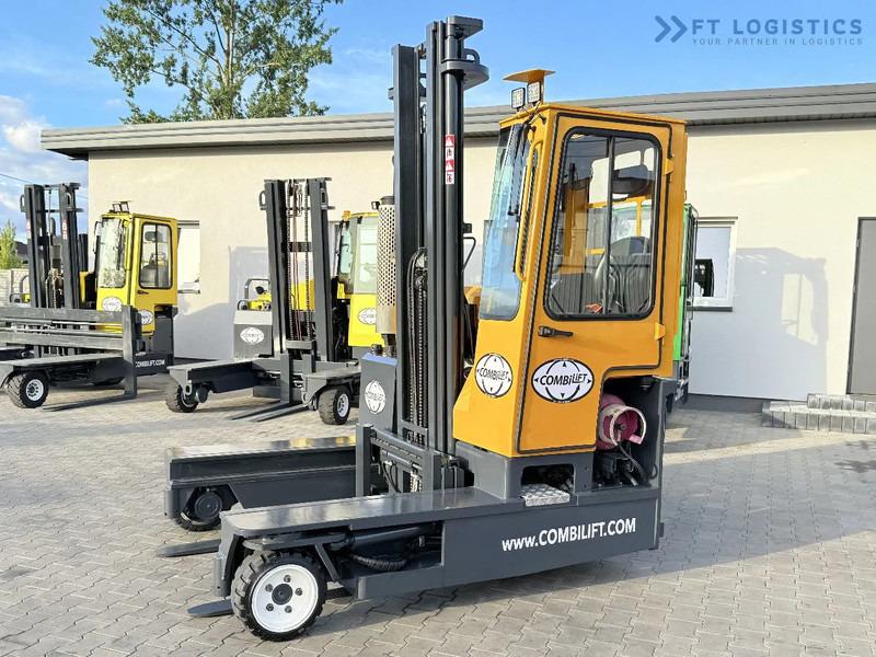 Combilift C3000 / GAS / DUPLEX 4500MM / ONLY 3096 HOURS / FORK SIDE SHIFT / FULL CABIN / EXCELLENT CONDITION / Wide range of four-way and - شاحنة المناولة رباعية الاتجاهات: صور 2 Combilift C3000 / GAS / DUPLEX 4500MM / ONLY 3096 HOURS / FORK SIDE SHIFT / FULL CABIN / EXCELLENT CONDITION / Wide range of four-way and - شاحنة المناولة رباعية الاتجاهات: صور 2