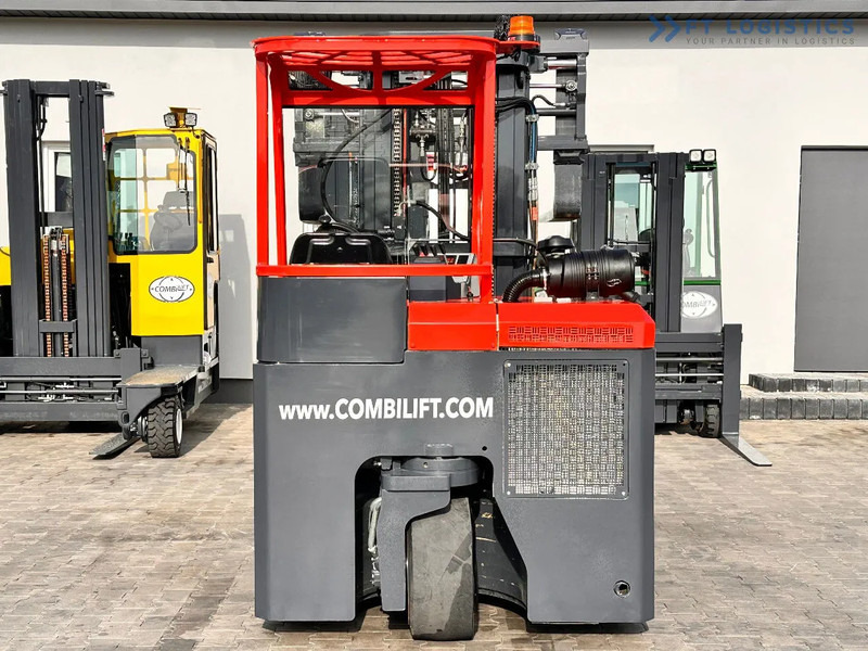 Combilift C3000CB / LPG / TRIPLEX / 5500MM / FREE LIFT / FORK SHIFT / POSITIONER C3000CB / LPG / TRIPLEX / 5500MM / FREE LIFT / FORK SHIFT - شاحنة المناولة رباعية الاتجاهات: صور 4 Combilift C3000CB / LPG / TRIPLEX / 5500MM / FREE LIFT / FORK SHIFT / POSITIONER C3000CB / LPG / TRIPLEX / 5500MM / FREE LIFT / FORK SHIFT - شاحنة المناولة رباعية الاتجاهات: صور 4