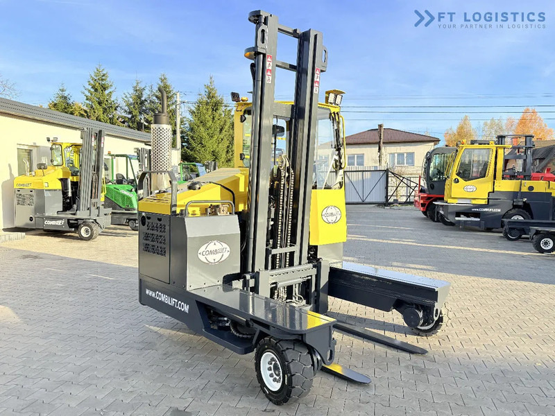 Combilift C4000 – LPG – DUPLEX 4600mm – FREE LIFT – SIDE SHIFT – EXCELLENT CONDITION Wide selection of four-way and side-loading forklifts - شاحنة المناولة رباعية الاتجاهات: صور 4 Combilift C4000 – LPG – DUPLEX 4600mm – FREE LIFT – SIDE SHIFT – EXCELLENT CONDITION Wide selection of four-way and side-loading forklifts - شاحنة المناولة رباعية الاتجاهات: صور 4