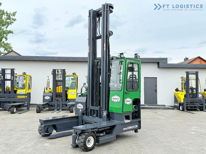 Combilift C4000 / TRIPLEX / 9300MM / FREE LIFT / POSITIONER / GAS / CABIN C4000 / TRIPLEX / 9300MM / FREE LIFT / POSITIONER / GAS / CABIN - شاحنة المناولة رباعية الاتجاهات: صور 2 Combilift C4000 / TRIPLEX / 9300MM / FREE LIFT / POSITIONER / GAS / CABIN C4000 / TRIPLEX / 9300MM / FREE LIFT / POSITIONER / GAS / CABIN - شاحنة المناولة رباعية الاتجاهات: صور 2