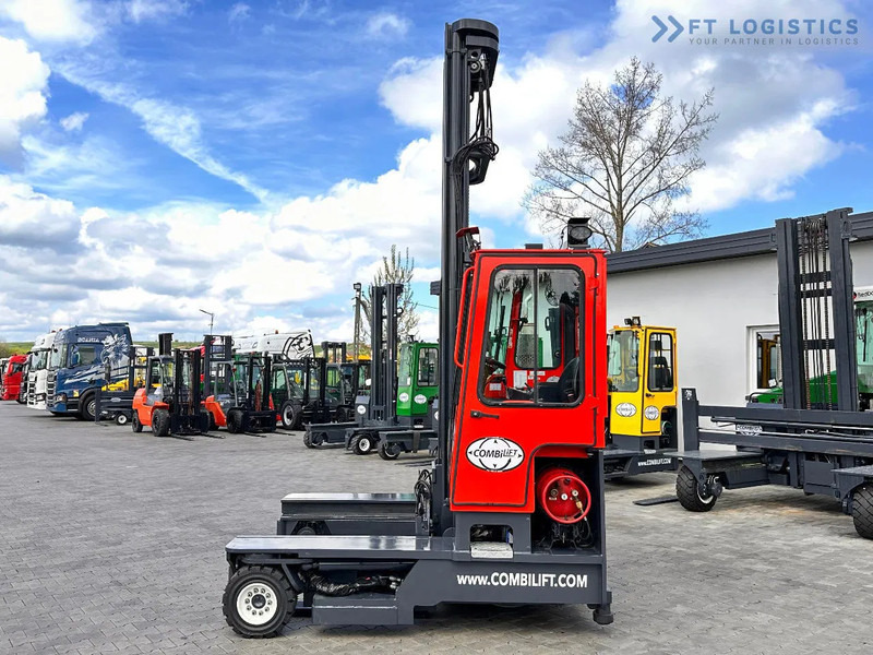Combilift C4000 / TRIPLEX / 9300MM / FREE LIFT / POSITIONER / LPG / CABIN C4000 / TRIPLEX / 9300MM / FREE LIFT / POSITIONER / LPG / CABIN - شاحنة المناولة رباعية الاتجاهات: صور 4 Combilift C4000 / TRIPLEX / 9300MM / FREE LIFT / POSITIONER / LPG / CABIN C4000 / TRIPLEX / 9300MM / FREE LIFT / POSITIONER / LPG / CABIN - شاحنة المناولة رباعية الاتجاهات: صور 4
