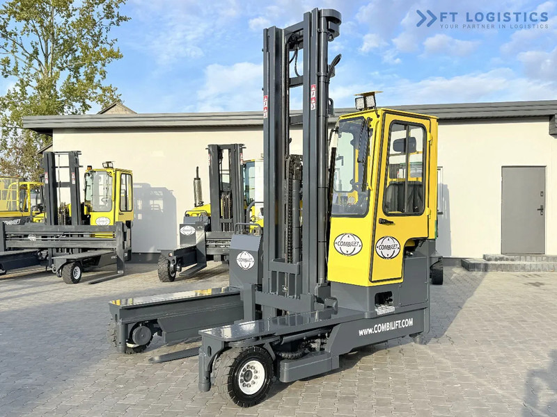Combilift C5000 / DIESEL / TRIPLEX 7600MM / FULL FREE LIFT / FORK POSITIONER / HEATING / FULL HEATED CABIN / EXCELLENT CONDITION / Wide ra - شاحنة المناولة رباعية الاتجاهات: صور 3 Combilift C5000 / DIESEL / TRIPLEX 7600MM / FULL FREE LIFT / FORK POSITIONER / HEATING / FULL HEATED CABIN / EXCELLENT CONDITION / Wide ra - شاحنة المناولة رباعية الاتجاهات: صور 3