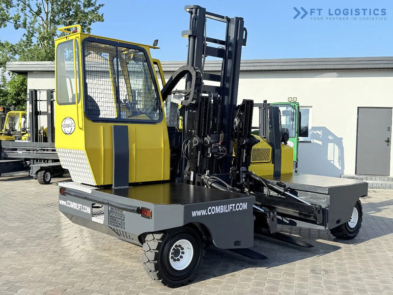 Combilift C6000SR / DUPLEX / 4200MM / LOAD CLAMP ON FORKS / FREE LIFT / DIESEL / POSITIONER / NEW TIRES / LIKE NEW / Wide range of four-wa - شاحنة المناولة رباعية الاتجاهات: صور 2 Combilift C6000SR / DUPLEX / 4200MM / LOAD CLAMP ON FORKS / FREE LIFT / DIESEL / POSITIONER / NEW TIRES / LIKE NEW / Wide range of four-wa - شاحنة المناولة رباعية الاتجاهات: صور 2