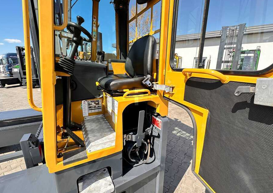 شاحنة المناولة رباعية الاتجاهات Combilift C9000 / GAS / DUPLEX / 4700MM / FREE LIFT / POSITIONER / FORK SIDE SHIFT / EXCELLENT CONDITION: صور 14
