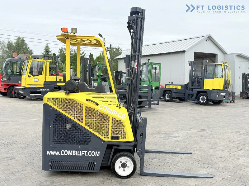 Combilift CB2500 / DUPLEX / 4100MM / DIESEL / FREE LIFT / FORK POSITIONER / SIDE SHIFT / LIKE NEW / Wide range of four-way and side loader - شاحنة المناولة رباعية الاتجاهات: صور 5 Combilift CB2500 / DUPLEX / 4100MM / DIESEL / FREE LIFT / FORK POSITIONER / SIDE SHIFT / LIKE NEW / Wide range of four-way and side loader - شاحنة المناولة رباعية الاتجاهات: صور 5