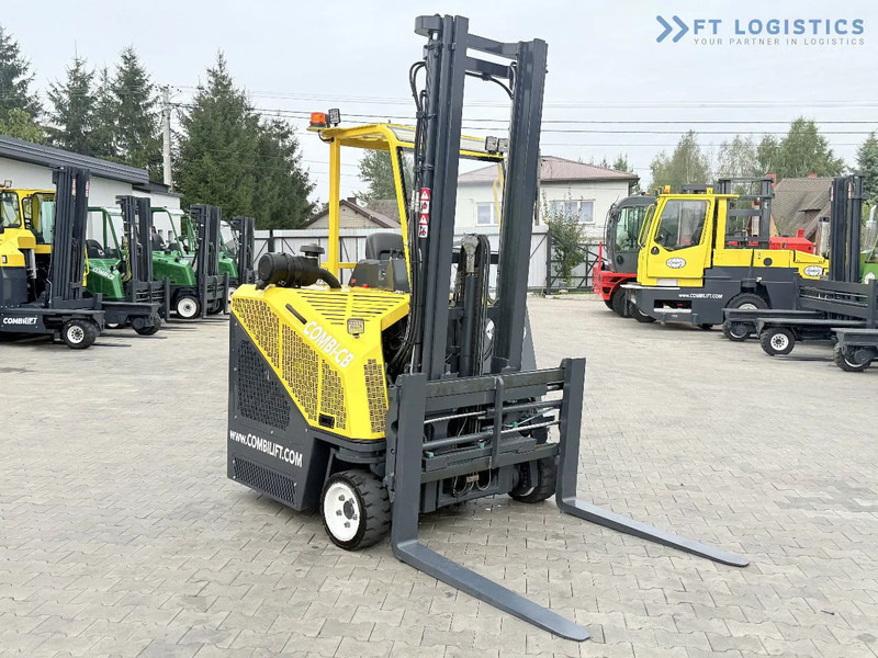 Combilift CB2500 / DUPLEX / 4100MM / DIESEL / FREE LIFT / FORK POSITIONER / SIDE SHIFT / LIKE NEW / Wide range of four-way and side loader - شاحنة المناولة رباعية الاتجاهات: صور 4 Combilift CB2500 / DUPLEX / 4100MM / DIESEL / FREE LIFT / FORK POSITIONER / SIDE SHIFT / LIKE NEW / Wide range of four-way and side loader - شاحنة المناولة رباعية الاتجاهات: صور 4