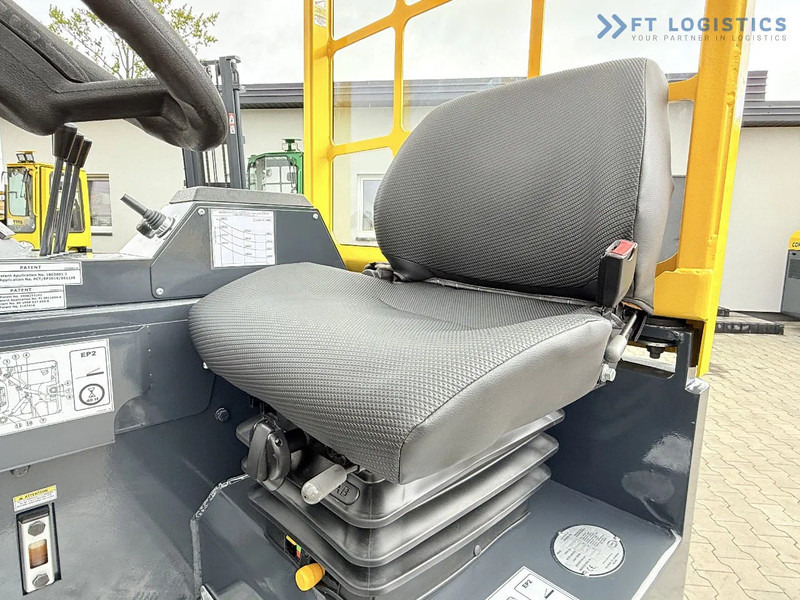 شاحنة المناولة رباعية الاتجاهات Combilift CB4000 / GAS / TRIPLEX 5200MM / FREE LIFT / FORK POSITIONER / SIDE SHIFT / EXCELLENT CONDITION / Wide range of four-way and side: صور 11 شاحنة المناولة رباعية الاتجاهات Combilift CB4000 / GAS / TRIPLEX 5200MM / FREE LIFT / FORK POSITIONER / SIDE SHIFT / EXCELLENT CONDITION / Wide range of four-way and side: صور 11