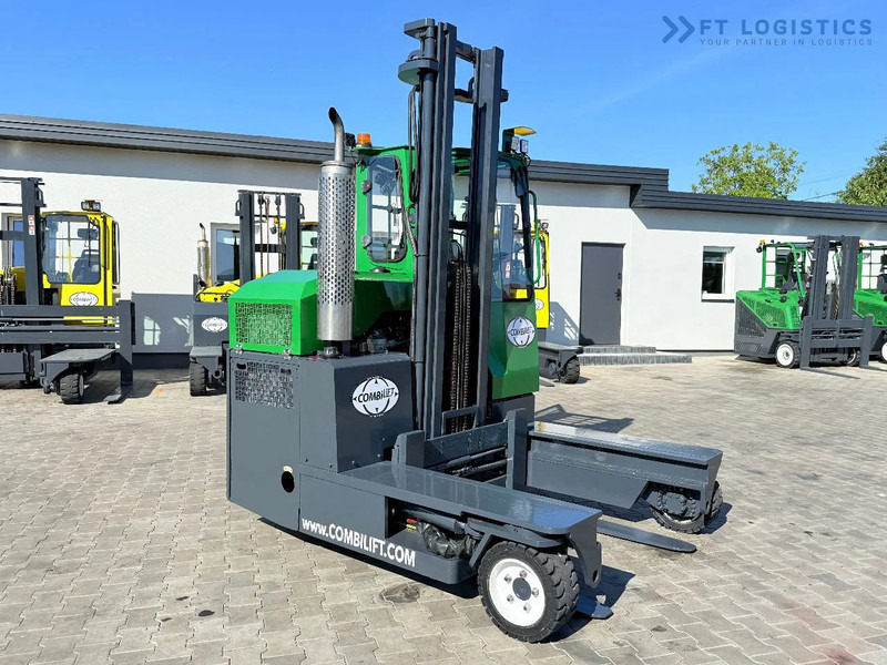Combilift COMBILIFT C3000 – DUPLEX 4100mm – Year 2013 – 4041 hours – DIESEL – FREE LIFT – FORK POSITIONER – SIDE SHIFT – 1150mm FORKS – CO - شاحنة المناولة رباعية الاتجاهات: صور 2 Combilift COMBILIFT C3000 – DUPLEX 4100mm – Year 2013 – 4041 hours – DIESEL – FREE LIFT – FORK POSITIONER – SIDE SHIFT – 1150mm FORKS – CO - شاحنة المناولة رباعية الاتجاهات: صور 2