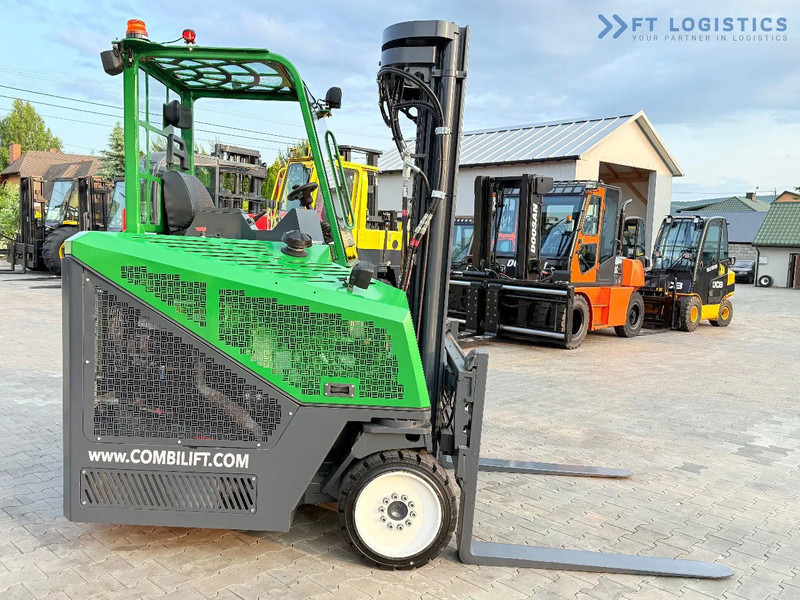 شاحنة المناولة رباعية الاتجاهات Combilift COMBILIFT C4000CB – TRIPLEX 5200mm – Year 2017 – LPG – FREE LIFT – SIDESHIFT – FORK POSITIONER – CONDITION 5/5 COMBILIFT C4000CB: صور 6 شاحنة المناولة رباعية الاتجاهات Combilift COMBILIFT C4000CB – TRIPLEX 5200mm – Year 2017 – LPG – FREE LIFT – SIDESHIFT – FORK POSITIONER – CONDITION 5/5 COMBILIFT C4000CB: صور 6
