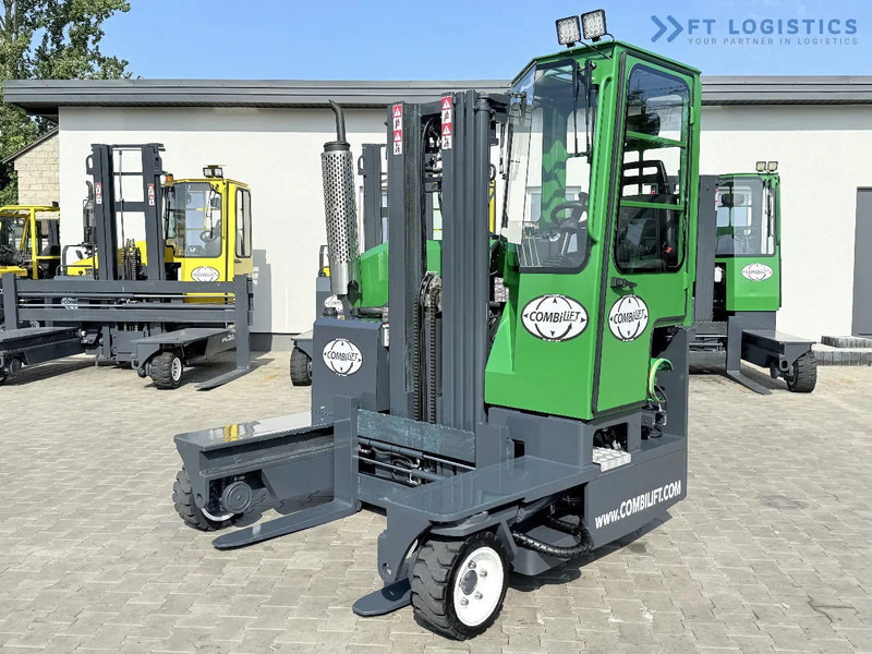Combilift Combilift C2500 / GAS / TRIPLEX 4900MM / FREE LIFT / ONLY 2446 HOURS / FORK POSITIONER / FULL CABIN / PERFECT CONDITION / Wide r - شاحنة المناولة رباعية الاتجاهات: صور 1 Combilift Combilift C2500 / GAS / TRIPLEX 4900MM / FREE LIFT / ONLY 2446 HOURS / FORK POSITIONER / FULL CABIN / PERFECT CONDITION / Wide r - شاحنة المناولة رباعية الاتجاهات: صور 1