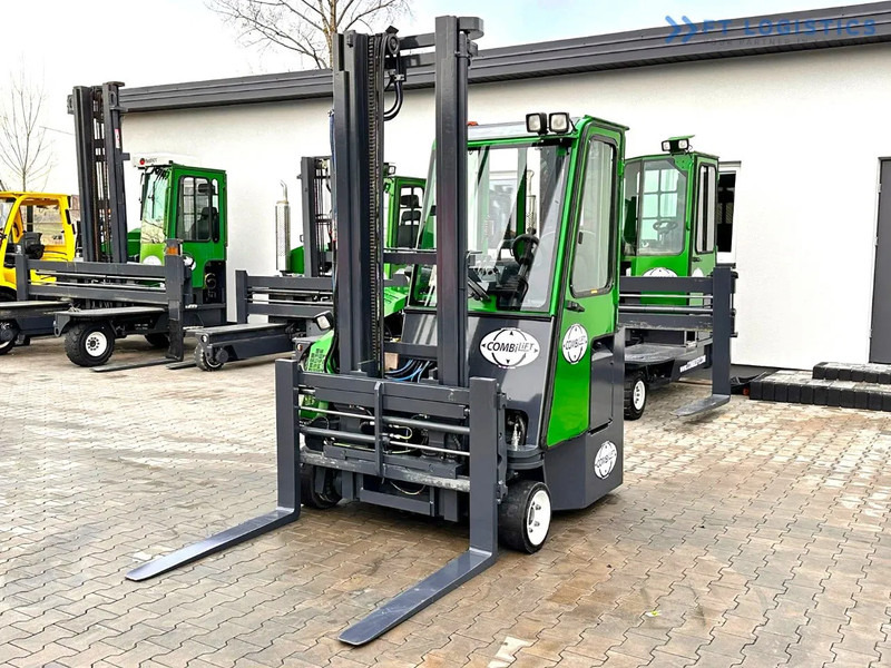 Combilift Combilift C3000CB - DUPLEX 4000mm - Year 2015 - / CABIN - HEATING / ONLY 6546 MTH / EXCELLENT CONDITION / LIKE NEW! Combilift C3 - شاحنة المناولة رباعية الاتجاهات: صور 2 Combilift Combilift C3000CB - DUPLEX 4000mm - Year 2015 - / CABIN - HEATING / ONLY 6546 MTH / EXCELLENT CONDITION / LIKE NEW! Combilift C3 - شاحنة المناولة رباعية الاتجاهات: صور 2