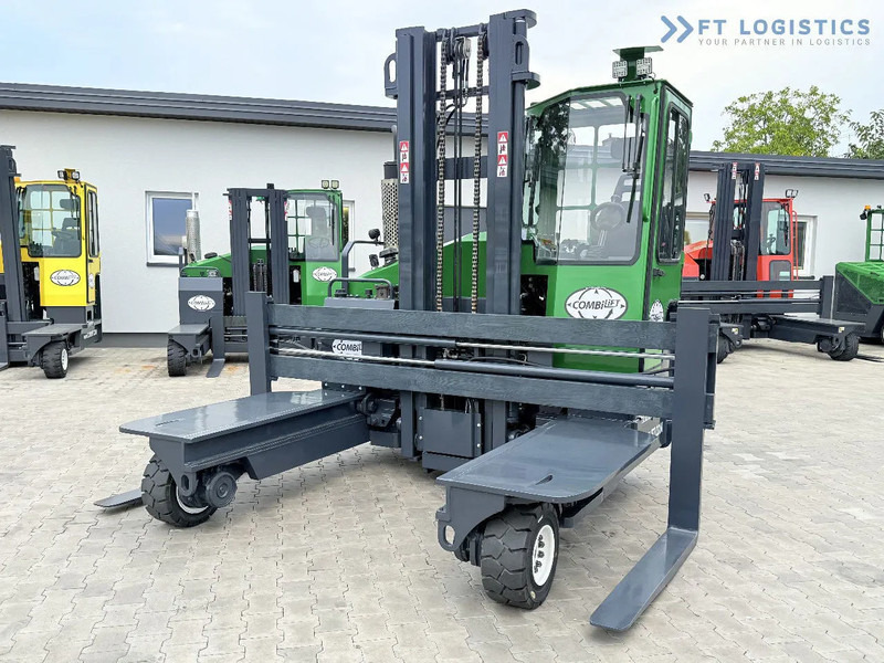Combilift Combilift C4500 / DIESEL / DUPLEX 4000MM / WIDE FORK POSITIONER / HEATING / FULL CABIN / PERFECT CONDITION / Wide range of four- - شاحنة المناولة رباعية الاتجاهات: صور 1 Combilift Combilift C4500 / DIESEL / DUPLEX 4000MM / WIDE FORK POSITIONER / HEATING / FULL CABIN / PERFECT CONDITION / Wide range of four- - شاحنة المناولة رباعية الاتجاهات: صور 1