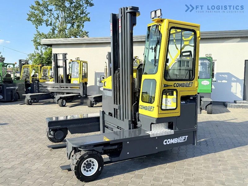 Combilift Combilift C5000 / DIESEL / TRIPLEX 6000MM / FREE LIFT / FORK POSITIONER / BUILT-IN SCALE / HEATING / FULL CABIN / PERFECT CONDIT - شاحنة المناولة رباعية الاتجاهات: صور 5 Combilift Combilift C5000 / DIESEL / TRIPLEX 6000MM / FREE LIFT / FORK POSITIONER / BUILT-IN SCALE / HEATING / FULL CABIN / PERFECT CONDIT - شاحنة المناولة رباعية الاتجاهات: صور 5