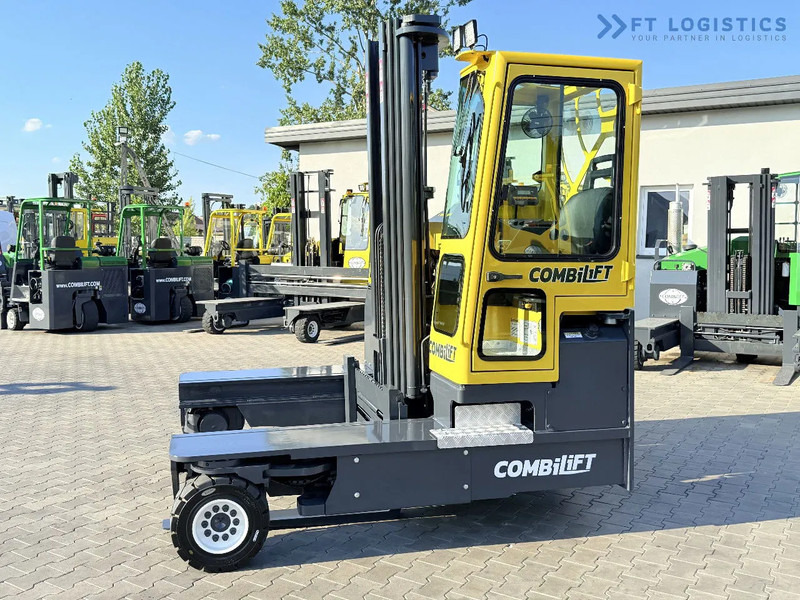 Combilift Combilift C5000 / DIESEL / TRIPLEX 6000MM / FREE LIFT / FORK POSITIONER / BUILT-IN SCALE / HEATING / FULL CABIN / PERFECT CONDIT - شاحنة المناولة رباعية الاتجاهات: صور 3 Combilift Combilift C5000 / DIESEL / TRIPLEX 6000MM / FREE LIFT / FORK POSITIONER / BUILT-IN SCALE / HEATING / FULL CABIN / PERFECT CONDIT - شاحنة المناولة رباعية الاتجاهات: صور 3