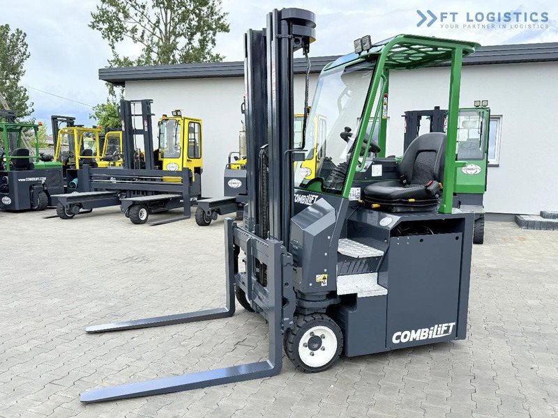 Combilift Combilift CBE2500 / TRIPLEX / 5500MM / FREE LIFT / ELECTRIC DRIVE / ONLY 2300 MTH / FORK POSITIONER / SIDE SHIFT / NEW TYRES / L - شاحنة المناولة رباعية الاتجاهات: صور 2 Combilift Combilift CBE2500 / TRIPLEX / 5500MM / FREE LIFT / ELECTRIC DRIVE / ONLY 2300 MTH / FORK POSITIONER / SIDE SHIFT / NEW TYRES / L - شاحنة المناولة رباعية الاتجاهات: صور 2