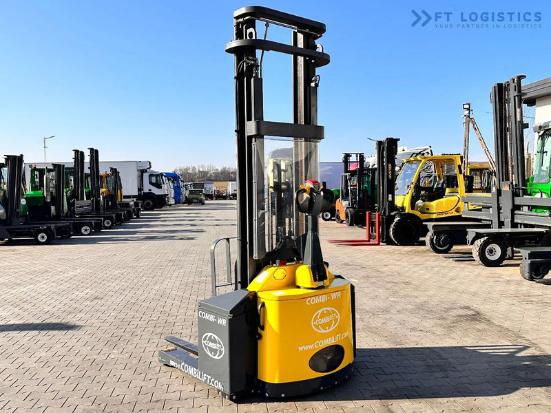 Combilift WR-4 / DUPLEX / 4.5M / 2017 / ONLY 30 MTH / LIKE NEW / 1500KG - معدات تكديس: صور 5 Combilift WR-4 / DUPLEX / 4.5M / 2017 / ONLY 30 MTH / LIKE NEW / 1500KG - معدات تكديس: صور 5