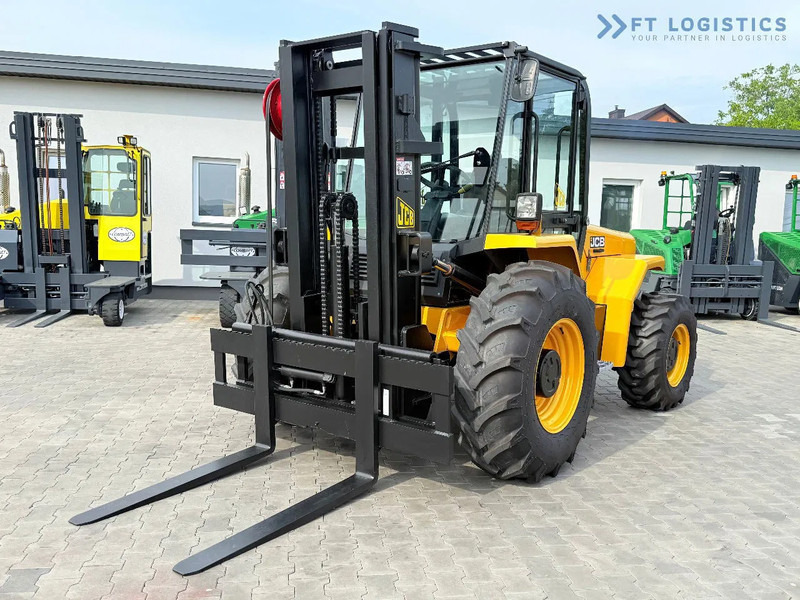 JCB 940 / DIESEL / TRIPLEX 4500MM / FORK POSITIONER / SIDE SHIFT / 4T / NEW TYRES / LIKE NEW 940 / DIESEL / TRIPLEX 4500MM / FORK PO - شاحنات الطرق الوعرة: صور 3 JCB 940 / DIESEL / TRIPLEX 4500MM / FORK POSITIONER / SIDE SHIFT / 4T / NEW TYRES / LIKE NEW 940 / DIESEL / TRIPLEX 4500MM / FORK PO - شاحنات الطرق الوعرة: صور 3