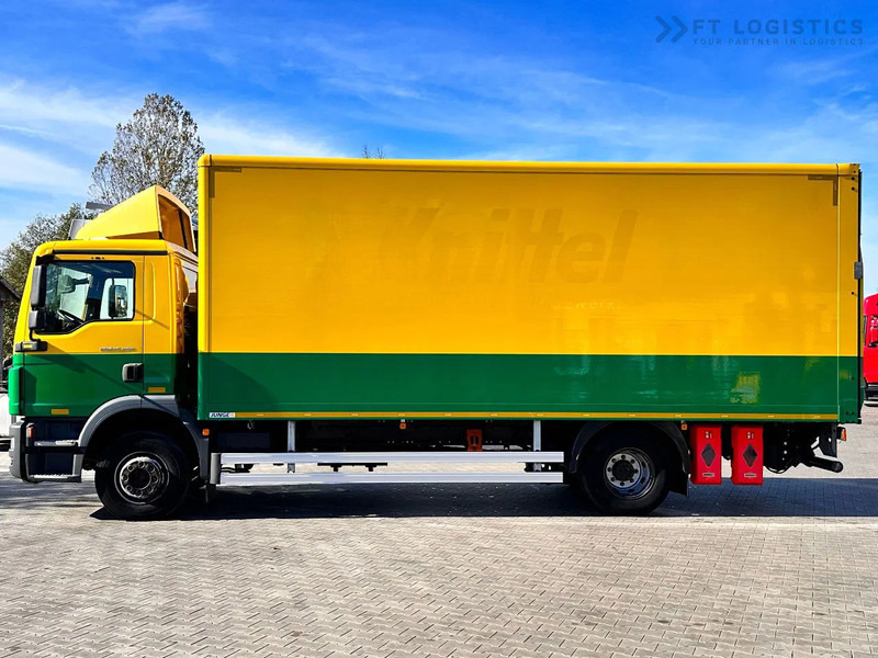 MAN TGM 15.250 MAN TGM 15.250 4X2 / CONTAINER - 16 PALLETS / TAIL LIFT / TIRES 80% / PERFECT CONDITION - بصندوق مغلق شاحنة: صور 3 MAN TGM 15.250 MAN TGM 15.250 4X2 / CONTAINER - 16 PALLETS / TAIL LIFT / TIRES 80% / PERFECT CONDITION - بصندوق مغلق شاحنة: صور 3