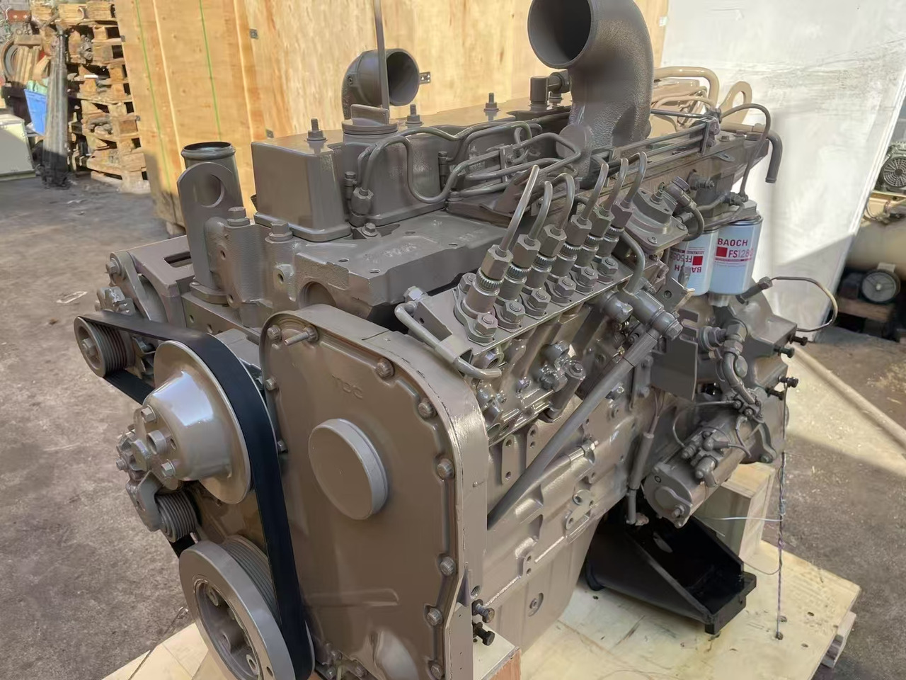 CUMMINS 6BT8.3 - المحرك - حفارة: صور 3 CUMMINS 6BT8.3 - المحرك - حفارة: صور 3