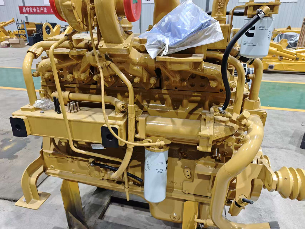 CUMMINS NT855 - المحرك - حفارة: صور 3 CUMMINS NT855 - المحرك - حفارة: صور 3