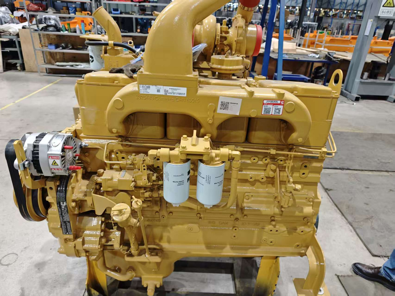 CUMMINS NT855 - المحرك - حفارة: صور 3 CUMMINS NT855 - المحرك - حفارة: صور 3