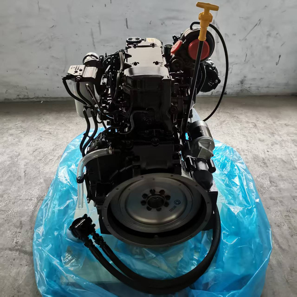 CUMMINS QSB4.5 - المحرك - حفارة: صور 1 CUMMINS QSB4.5 - المحرك - حفارة: صور 1