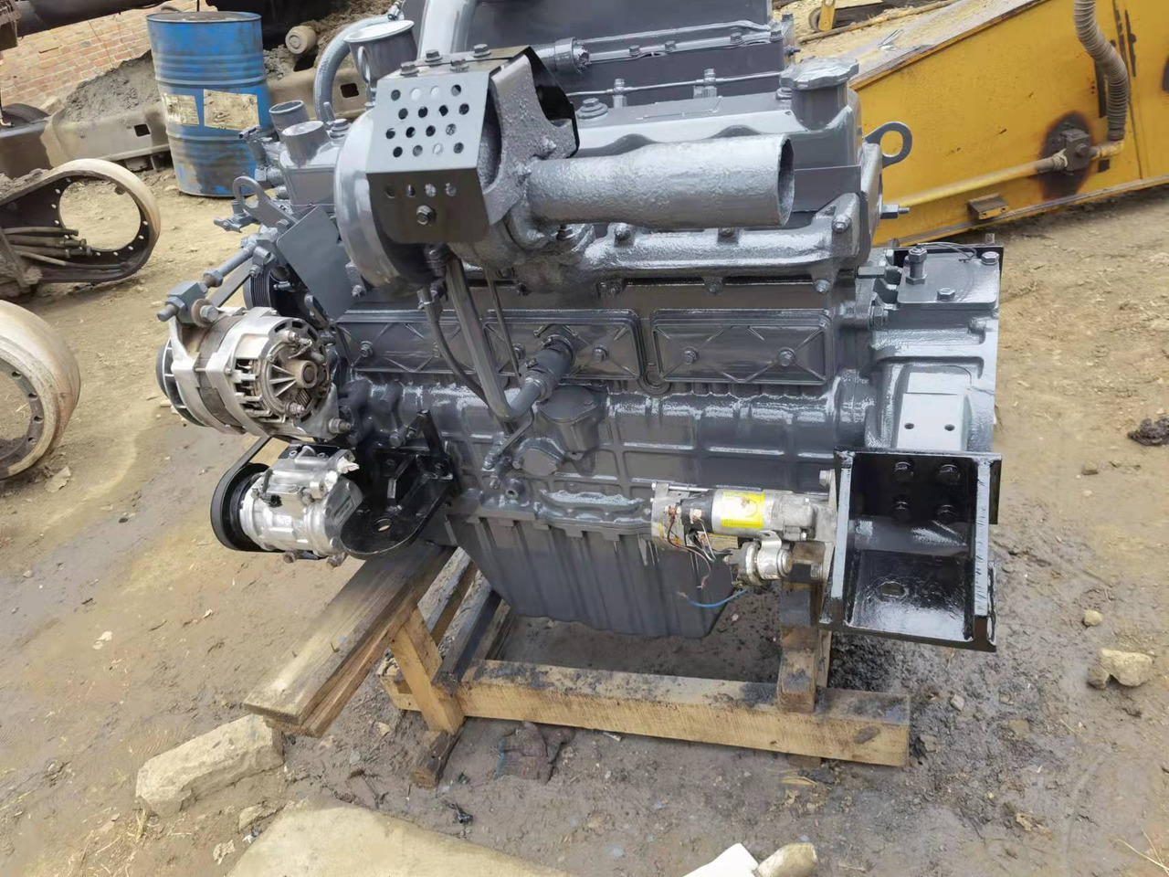 DOOSAN DB58TIS - المحرك - حفارة: صور 4 DOOSAN DB58TIS - المحرك - حفارة: صور 4