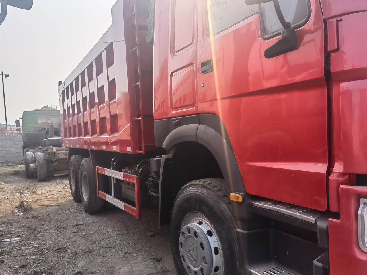 HOWO HOWO 6*4 371 dump truck - قلابات: صور 4 HOWO HOWO 6*4 371 dump truck - قلابات: صور 4