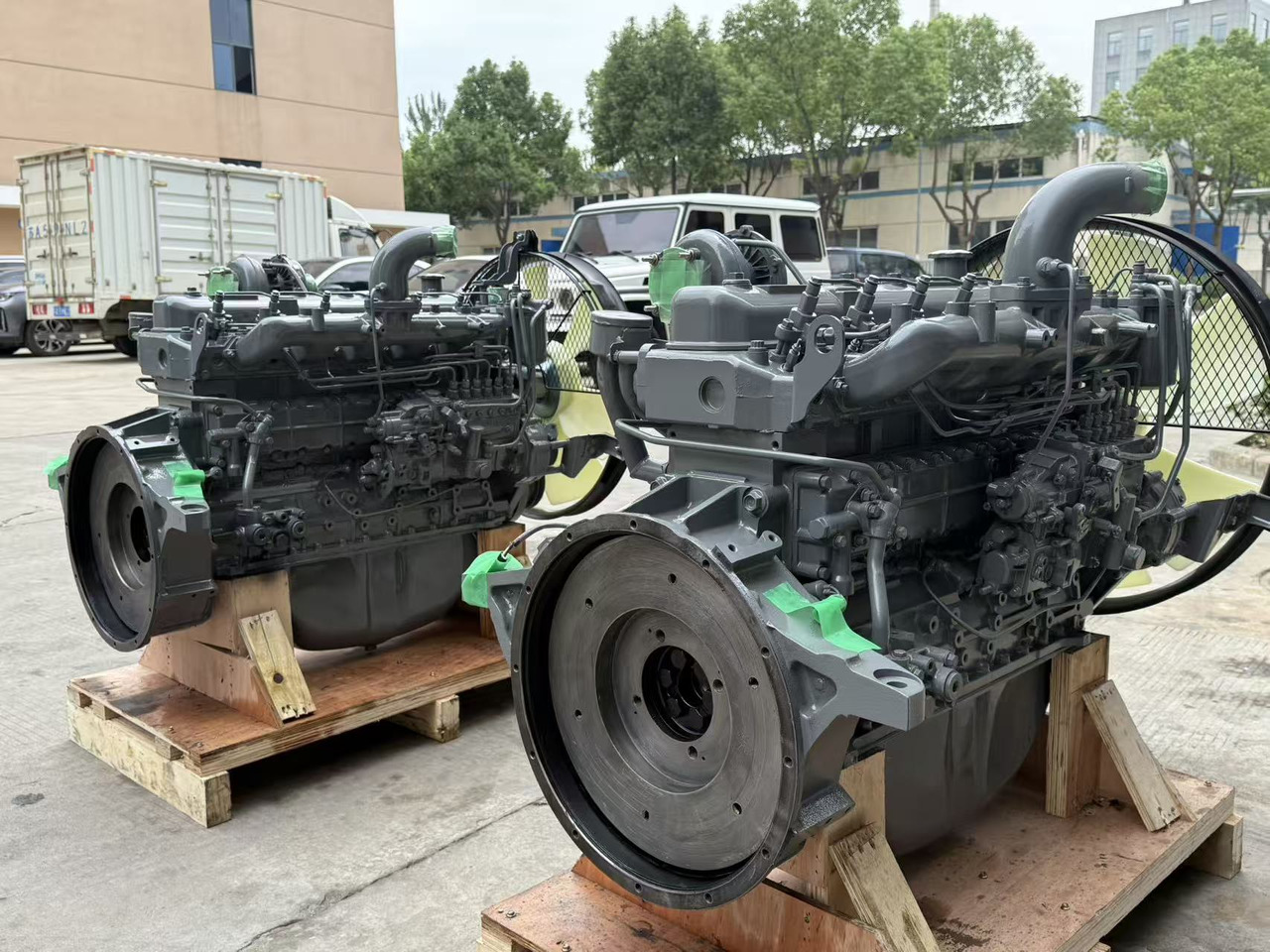 ISUZU 6BG1 - المحرك - حفارة: صور 1 ISUZU 6BG1 - المحرك - حفارة: صور 1