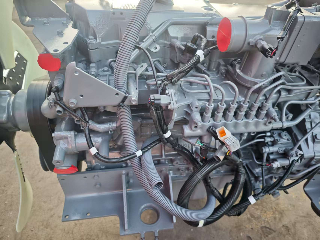 ISUZU 6HK1 - المحرك - حفارة مصغرة: صور 5 ISUZU 6HK1 - المحرك - حفارة مصغرة: صور 5