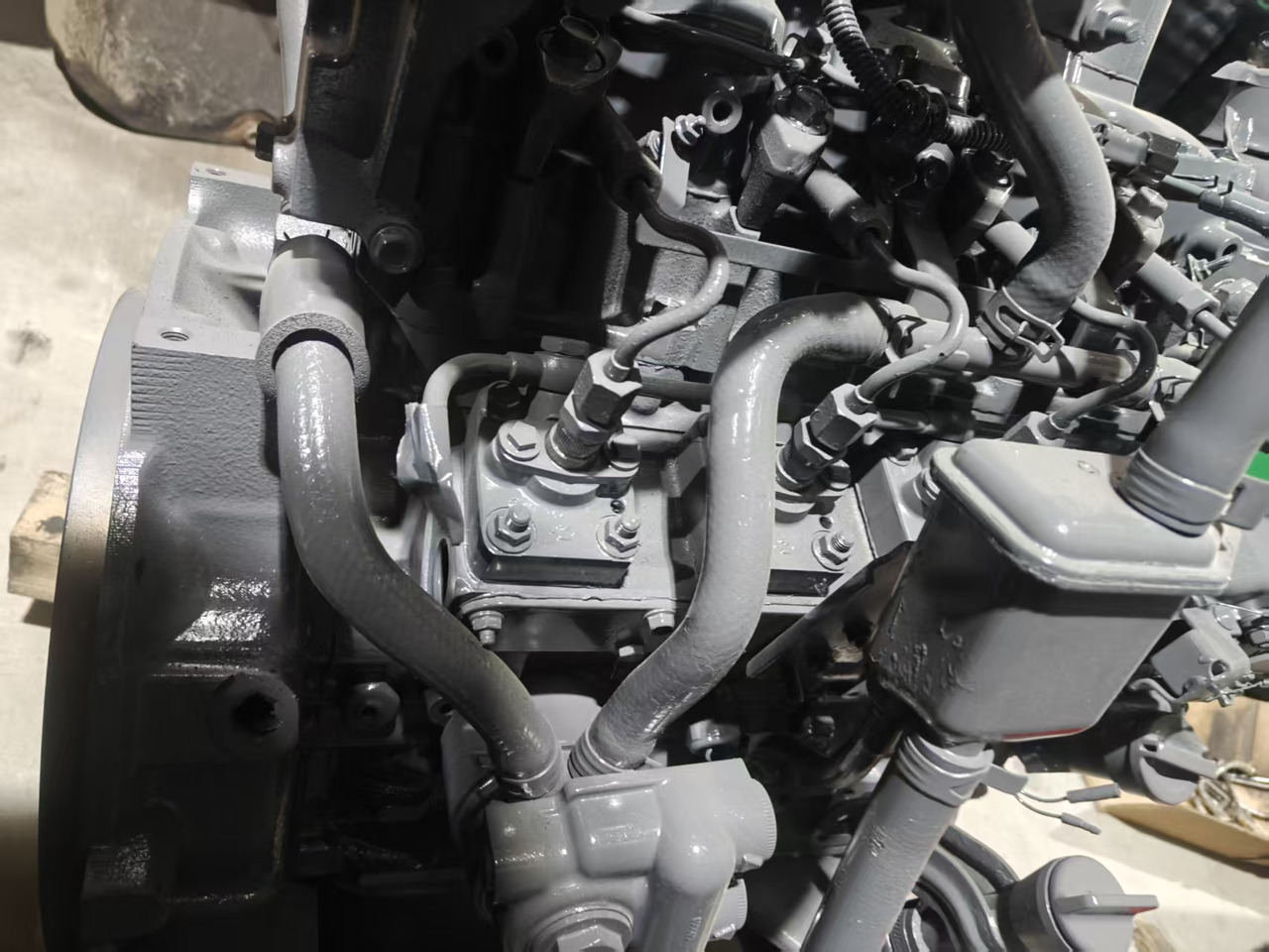 KOMATSU 4LE2 - المحرك - حفارة مصغرة: صور 5 KOMATSU 4LE2 - المحرك - حفارة مصغرة: صور 5