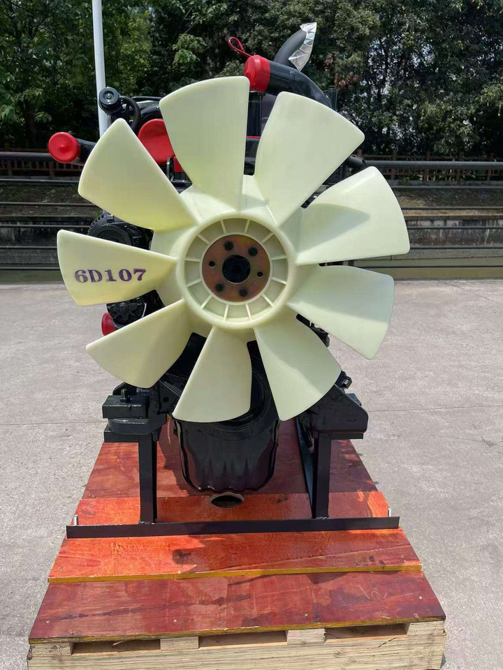 KOMATSU 6D107E-1 - المحرك - حفارة: صور 4 KOMATSU 6D107E-1 - المحرك - حفارة: صور 4