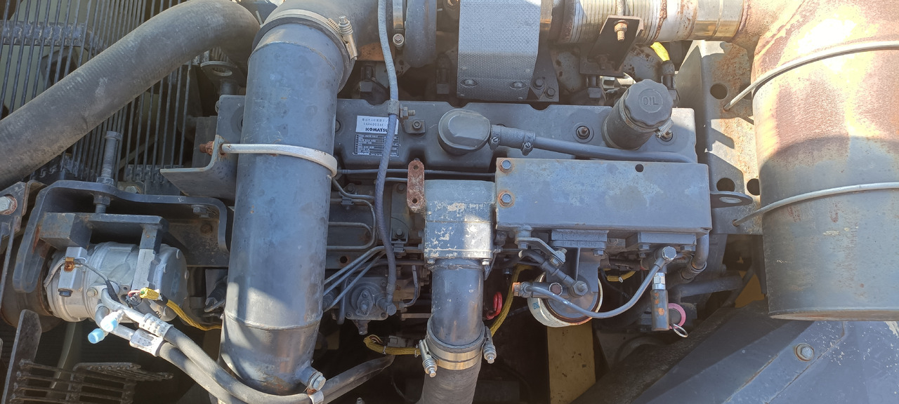 KOMATSU 6D114E - المحرك - حفارة: صور 4 KOMATSU 6D114E - المحرك - حفارة: صور 4