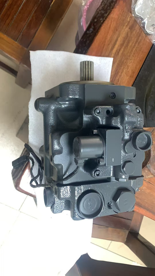 KOMATSU 708-1t-00431 - مضخة هيدروليكية - حفارة: صور 2 KOMATSU 708-1t-00431 - مضخة هيدروليكية - حفارة: صور 2