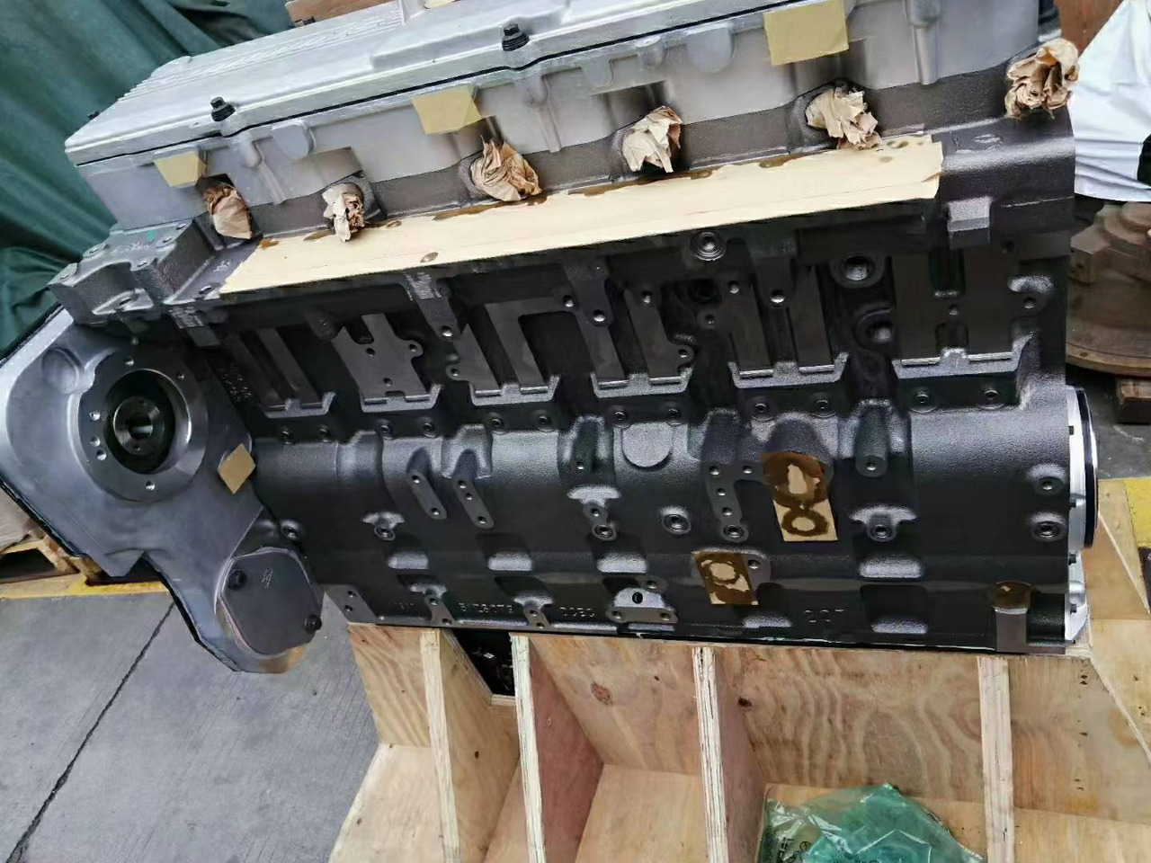 KOMATSU KOMATSU 6D114 CUMMINS QSC8.3 - كتلة اسطوانة - حفارة: صور 4 KOMATSU KOMATSU 6D114 CUMMINS QSC8.3 - كتلة اسطوانة - حفارة: صور 4