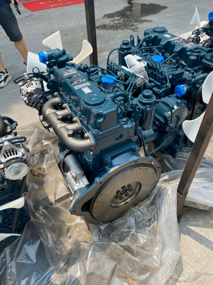 KUBOTA V3600 - المحرك - حفارة: صور 4 KUBOTA V3600 - المحرك - حفارة: صور 4