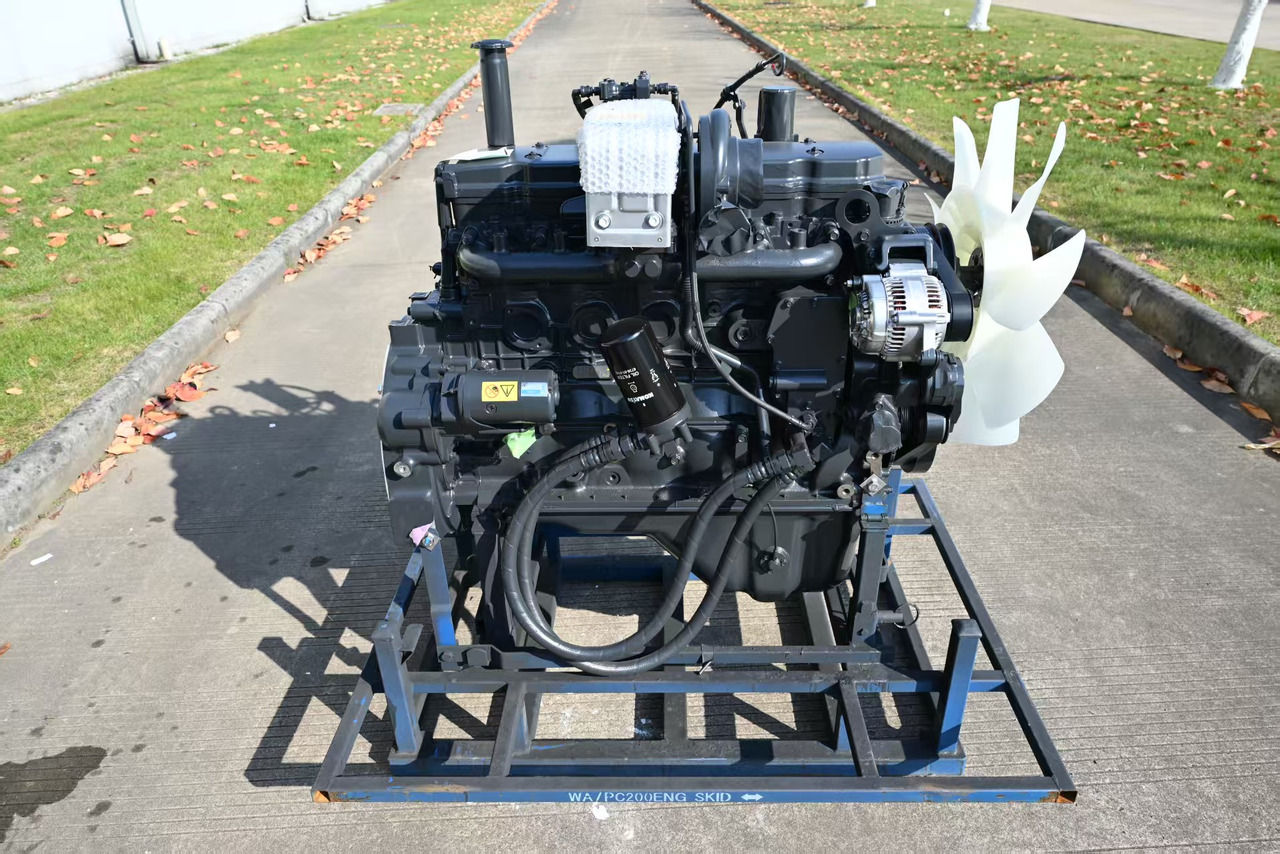 Komatsu SAA6D107E-1 - المحرك - حفارة: صور 1 Komatsu SAA6D107E-1 - المحرك - حفارة: صور 1